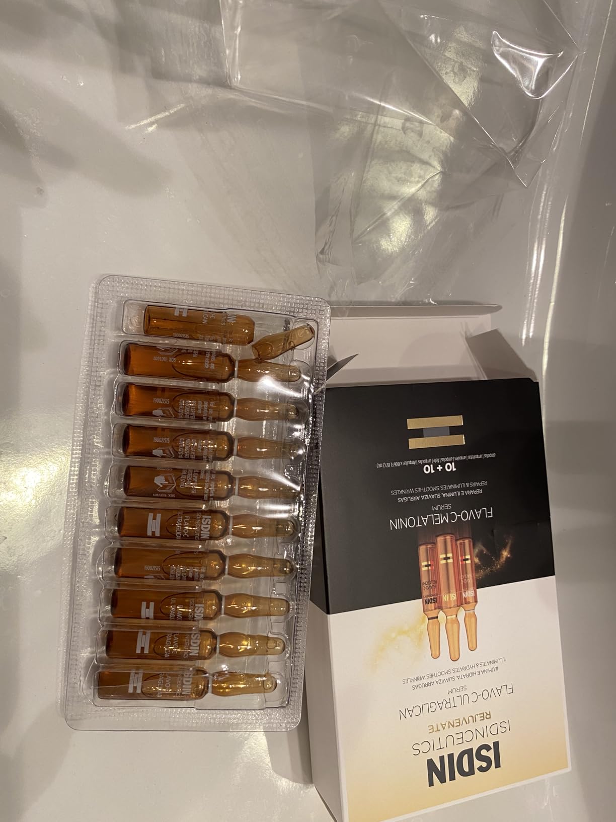ISDIN Isdinceutics Day&Night Flavo-C Serum-Ampullen 20 Stück Vitamin C