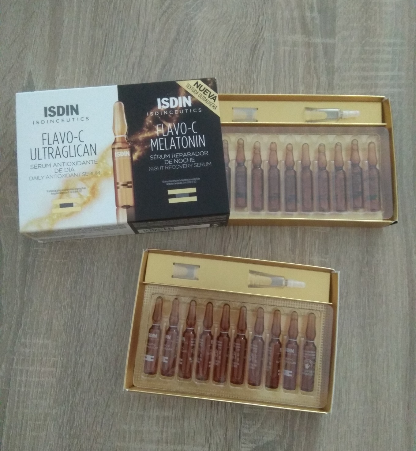 ISDIN Isdinceutics Day&Night Flavo-C Serum-Ampullen 20 Stück Vitamin C