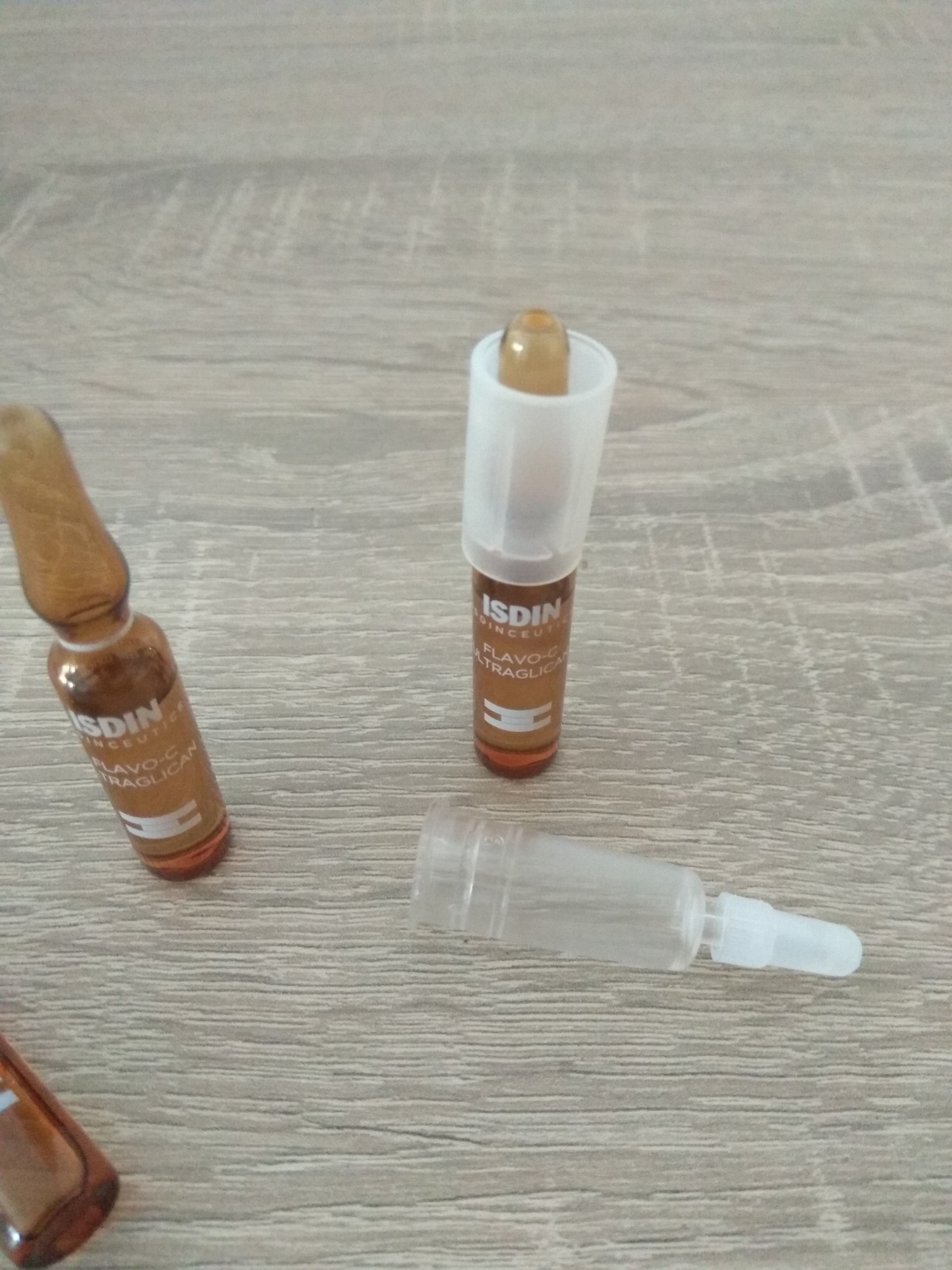 ISDIN Isdinceutics Day&Night Flavo-C Serum-Ampullen 20 Stück Vitamin C