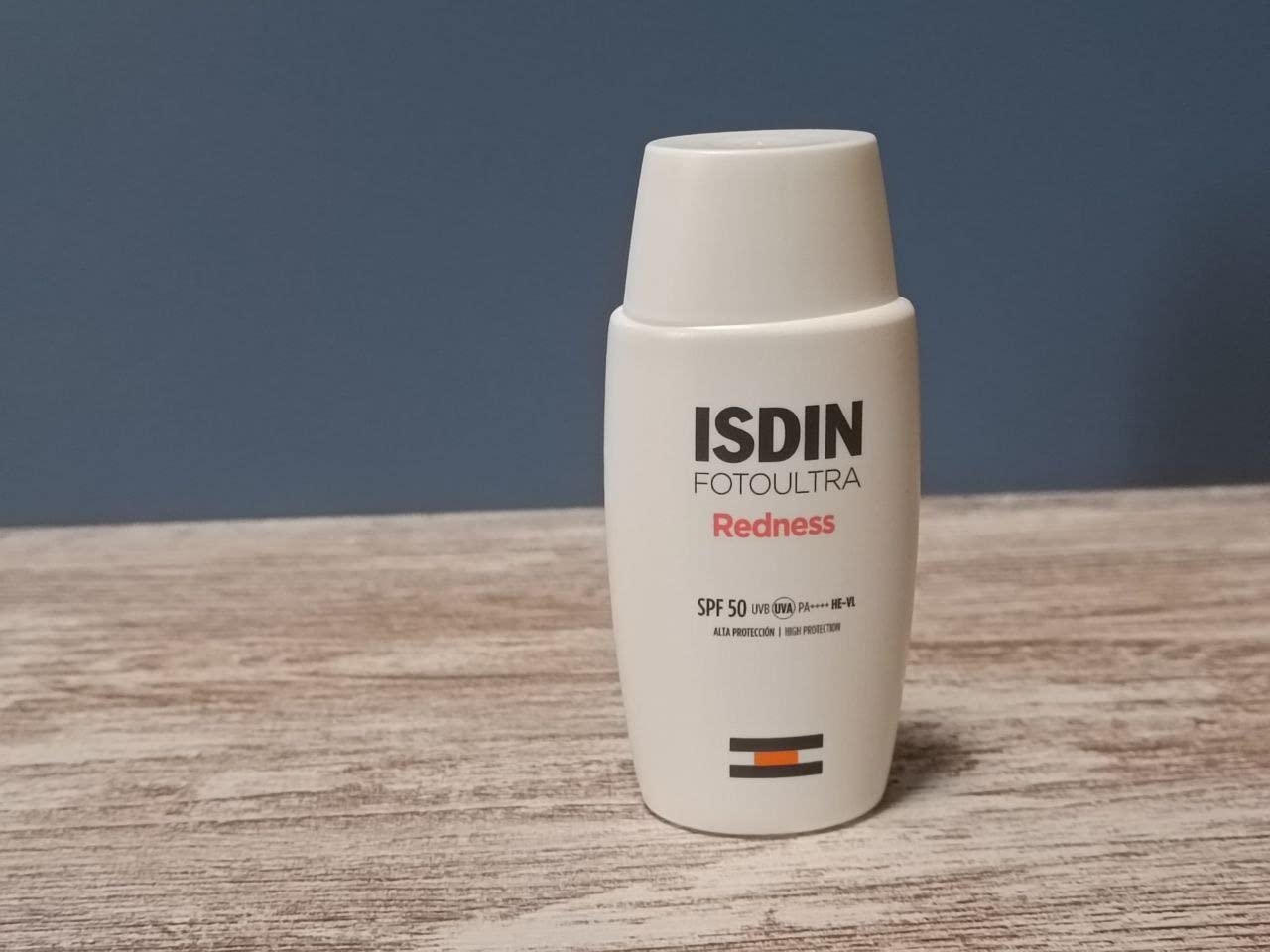 ISDIN Foto Ultra Redness Creme LSF50 50ml bei Rötungen