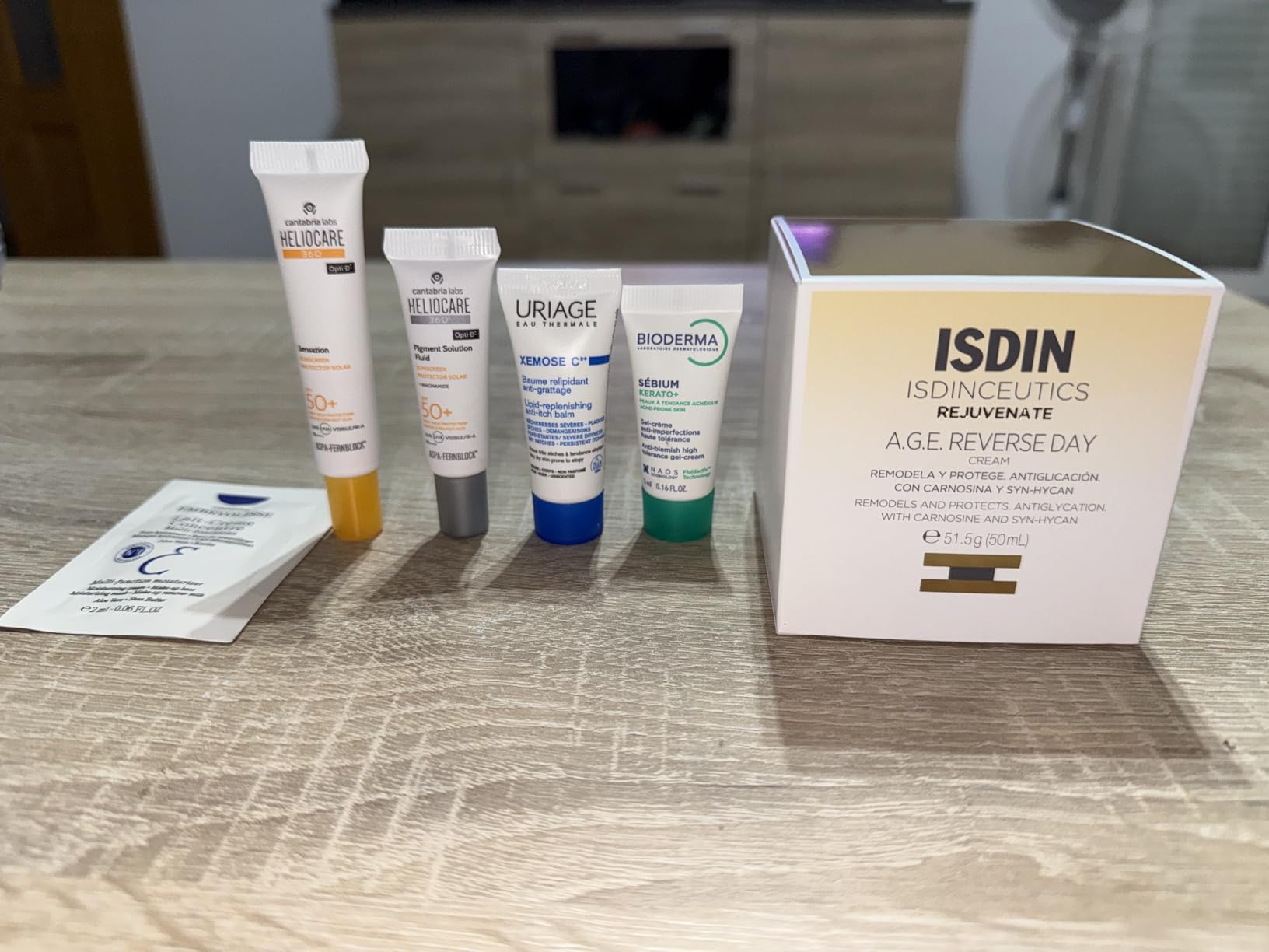 ISDIN Isdinceutics A.G.E. Reverse Tagescreme für Gesicht