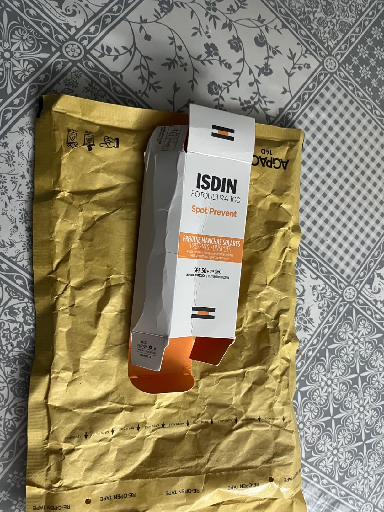 ISDIN Fotoultra 100 Spot Prevent Sonnencreme 50 ml Pigmentflecken